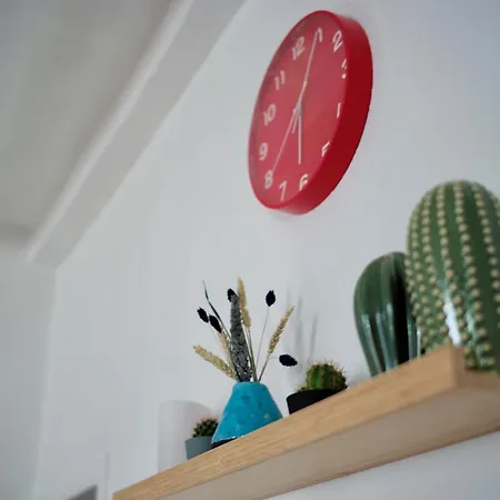 Cosy Getaway In Historic *