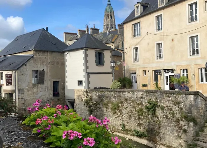 Cosy Getaway In Historic *