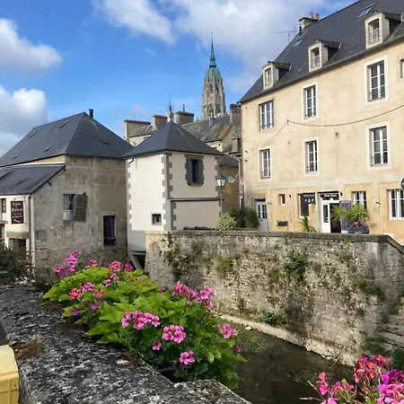 Cosy Getaway In Historic *