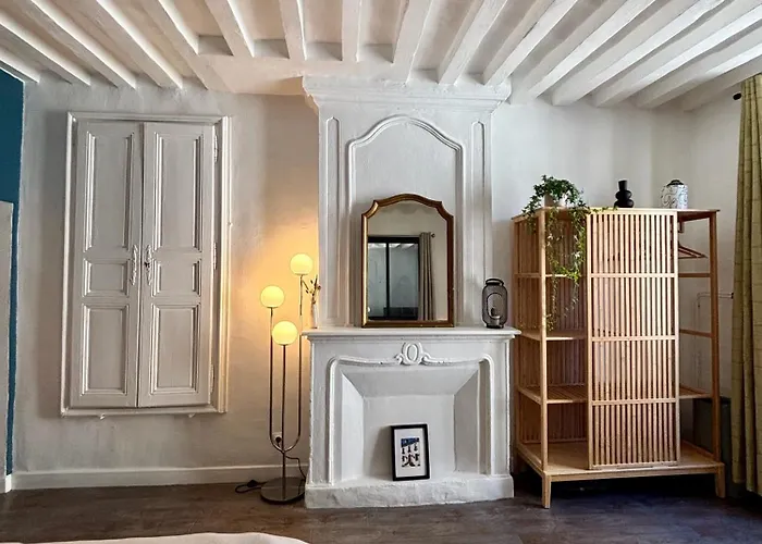 Apartment Cosy Getaway In Historic Bayeux